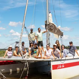 AK Day Lacanau - équipe sur le catamaran