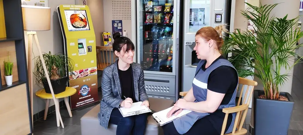 Interview in a B&B hotel between our UX researcher and a hotel employee