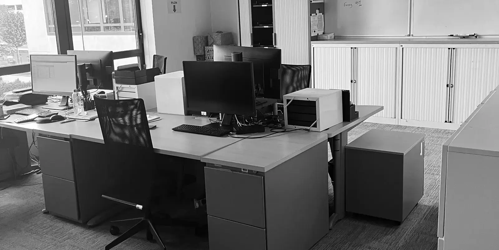 Poste de travail d'un agent de la CNAV observé sur site