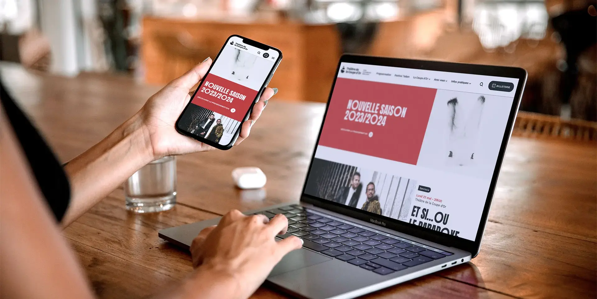 Responsive desktop and mobile site