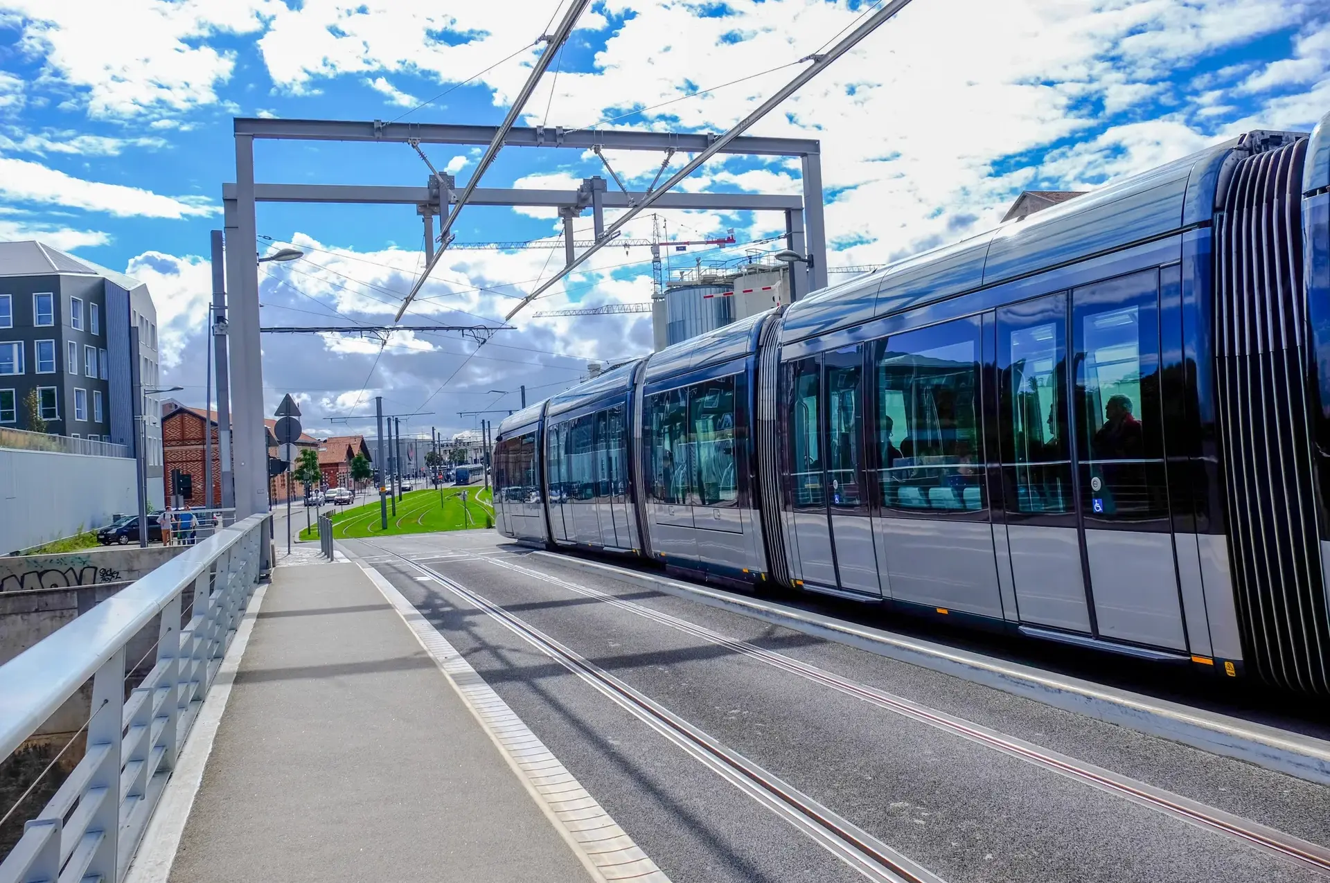 Tram seen from the platform