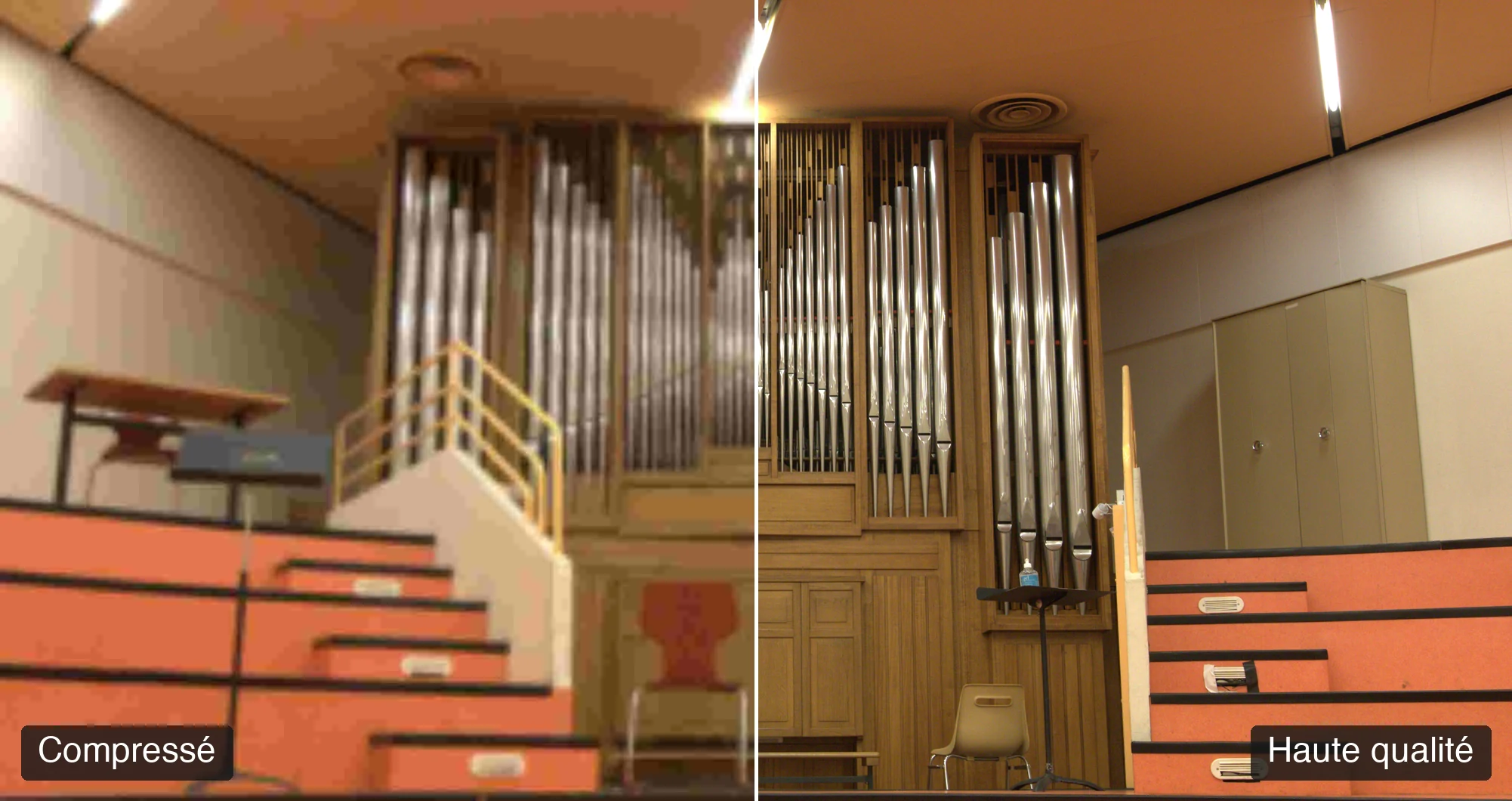 La même photo d'un grand orgue, en split : moitié gauche fortement compressée et dégradée (blocs et flou), moitié droite en haute qualité, nette.