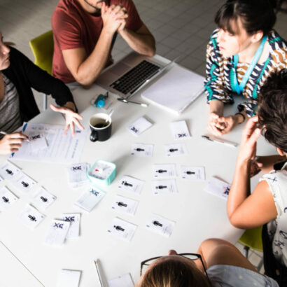 Equipe Akiani en atelier de test de la méthode UX devil